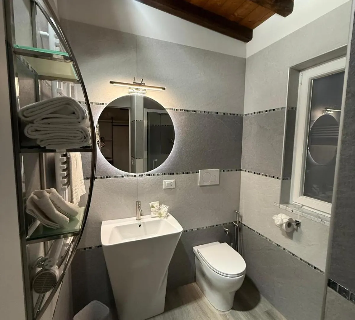 Foffosuite Rome Guest house